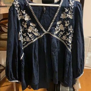 Cute Zara embroidered top